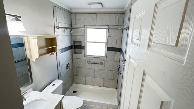 Photo - 2110 Keeneland Blvd