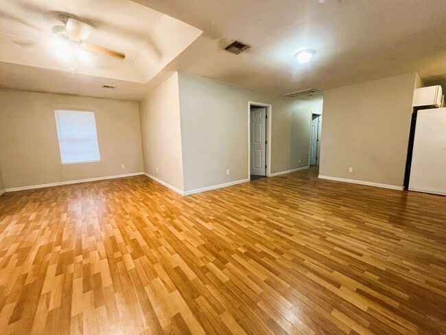 Photo - 5008 Drexel Ave Unit 914 Nw 101-1