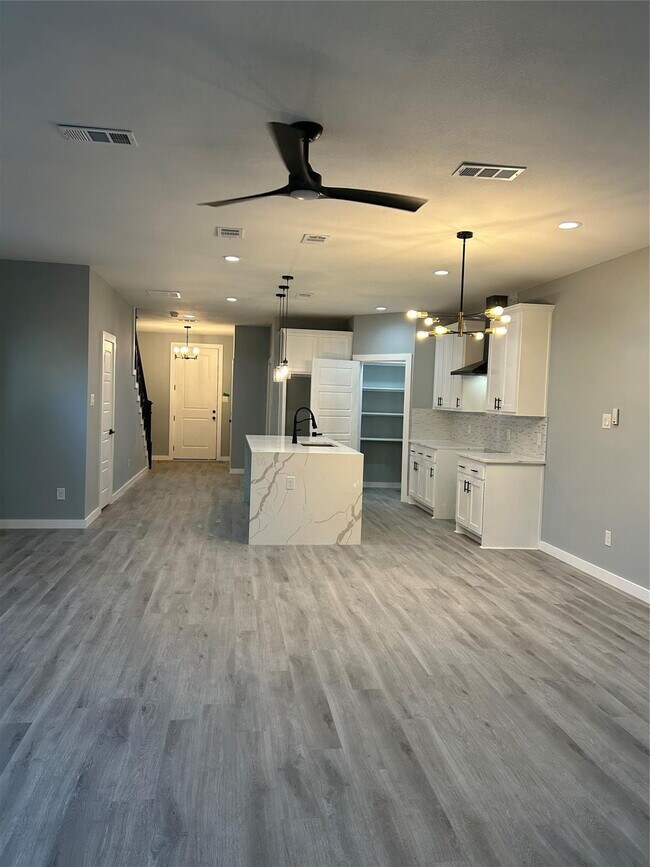 Photo - Newer duplex in Dallas