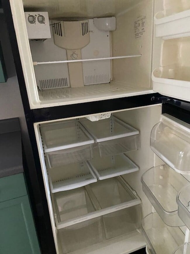 Photo - Beautiful 3brm, 2bath Home in Heart of Bur...