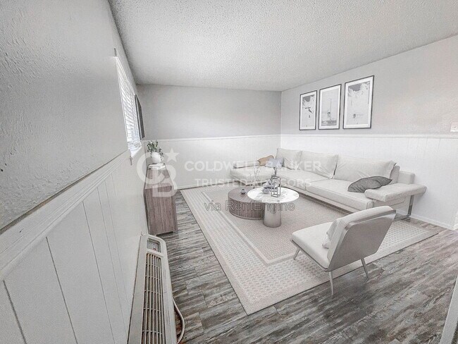 Photo - 1317 52nd St Unidad Apartment B