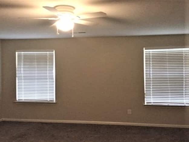 Photo - 135 Crescent Creek Ct