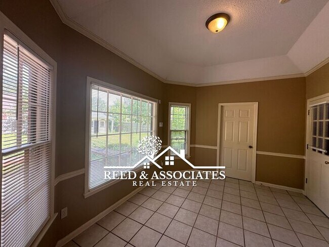 Photo - Spacious 4 Bedroom in GERMANTOWN!!