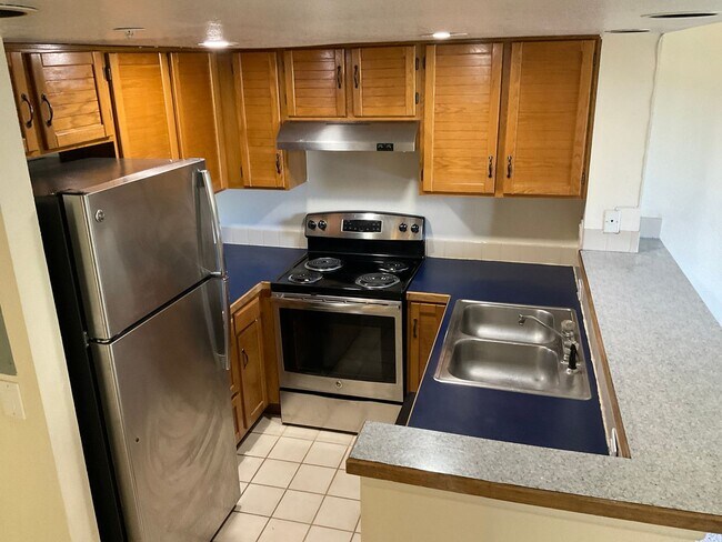 Photo - Pre lease !!