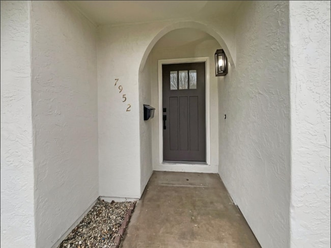 Photo - 7952 Summerplace Dr