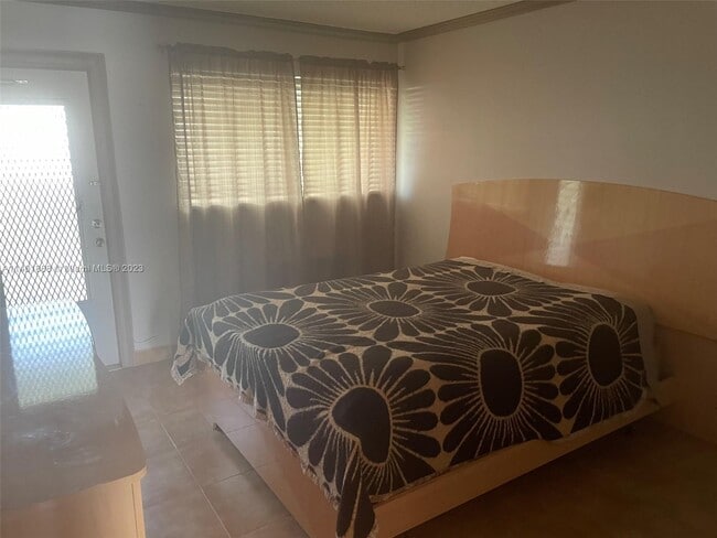 Photo - 2020 NE 51st Ct Unit 202