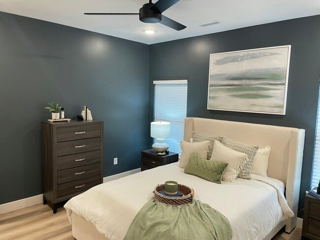 Photo - 640-688 S Harrison Street, Unit 642