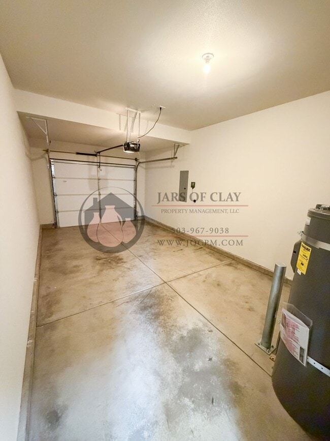 Photo - Newer Build- Ready for Move In