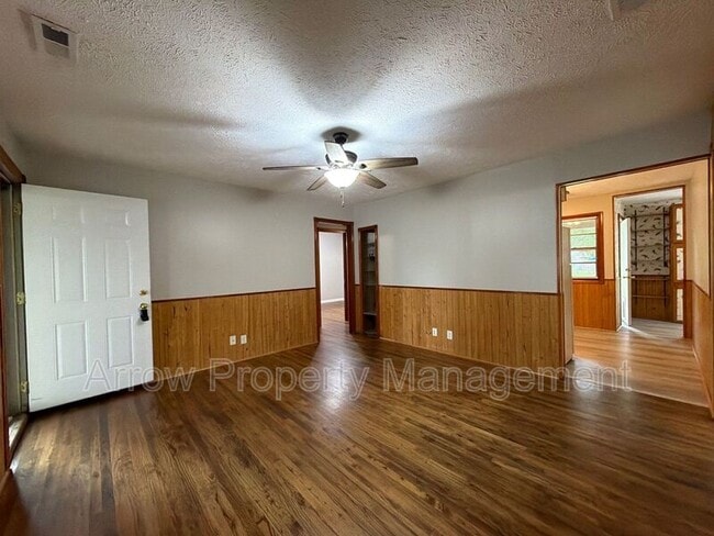 Photo - 2122 N 32nd St