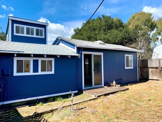 Photo - Cute and Quaint One bedroom in Petaluma. P...