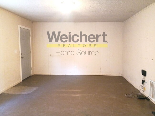 Photo - Affordable 2BR with W/D Hookups & Easy Highway Access Unit 915-1