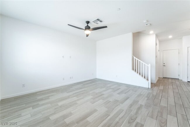 Building Photo - 5730 Sky Pointe Dr Rental