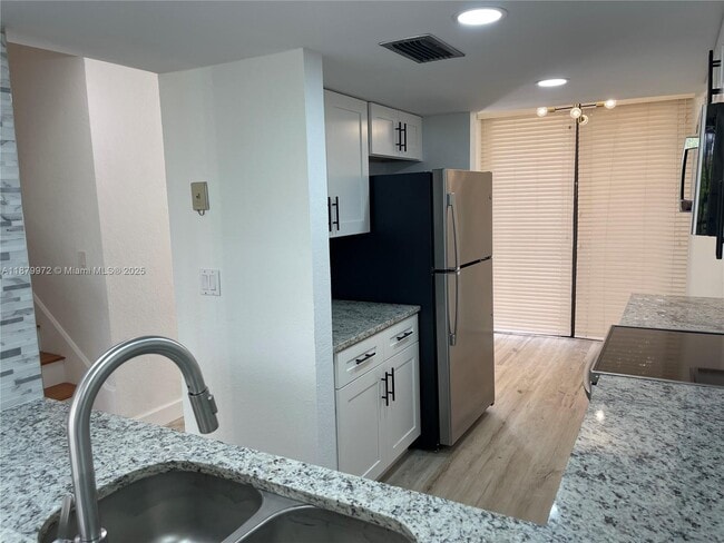 Photo - 2961 SW 87th Ave Unit 314