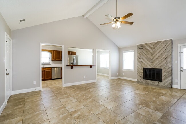 Photo - 14913 Forest Mist Way