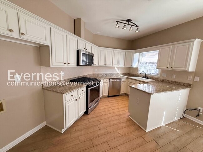 Photo - 1200 Berwick Rd