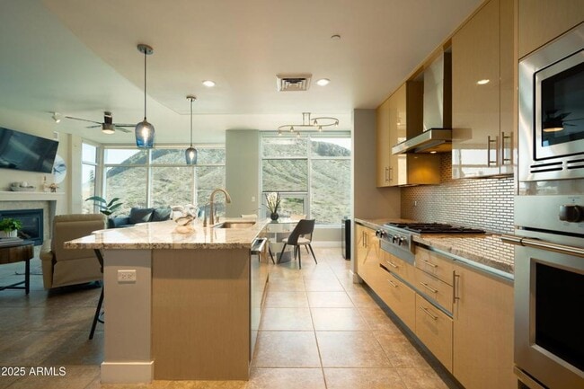 Photo - 2 Bedroom 2 Bathroom BRIDGEVIEW AT HAYDEN FERRY LAKESIDE CONDOMINIUM