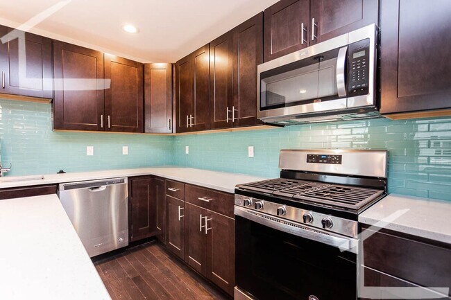 Photo - 474 Fulton St