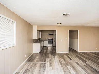 Photo - 4309 42nd St