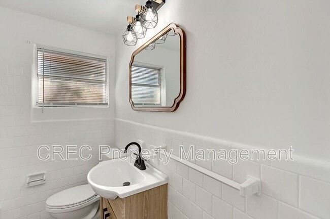 Photo - 1639 Memminger Ave Unit B