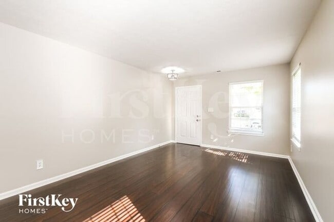 Photo - 6108 Green Glade Dr