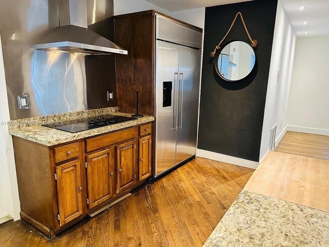 Photo - 400 NE 86th St