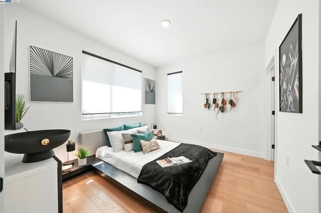 Photo - 25243 Villager Ln