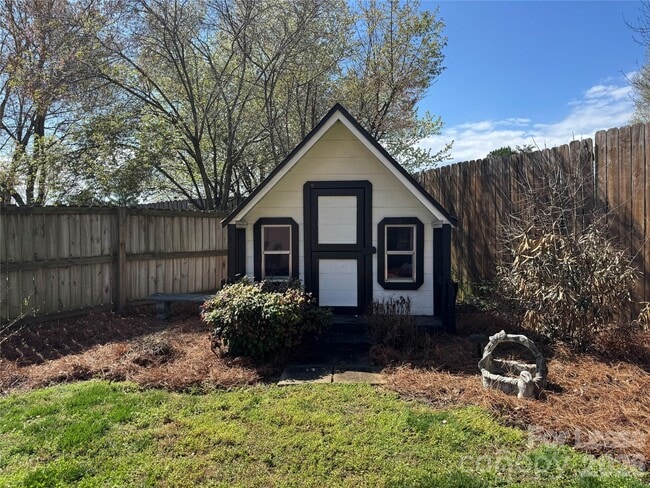 Photo - 19905 Madison Village Dr