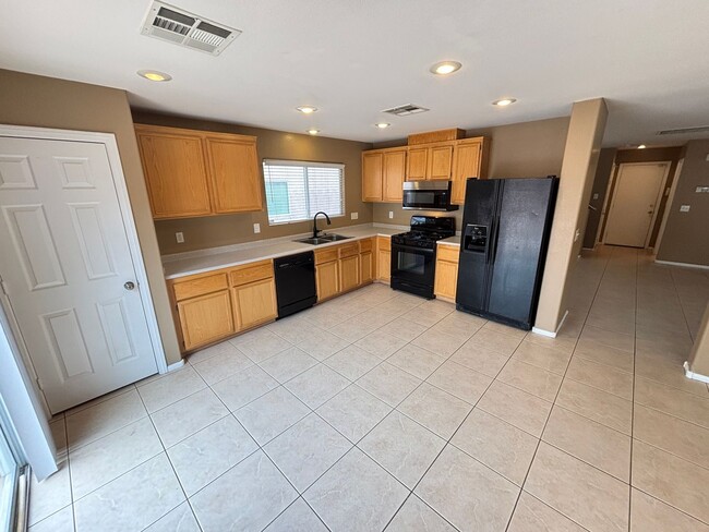 Photo - Beautiful 4Bed/3Bath/2Car home located within the Iron Mountain Ranch Community