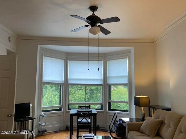 588 Madison Ave Unit 2nd Floor