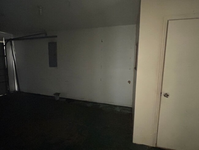 Photo - FALL MOVE-IN SPECIAL: 50% OFF 1st MONTH'S ...