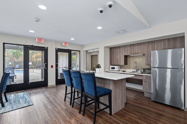 Clubhouse - Arrowhead Apartments