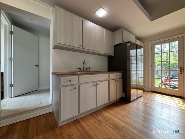 Photo - 104 Comstock Hill Ave