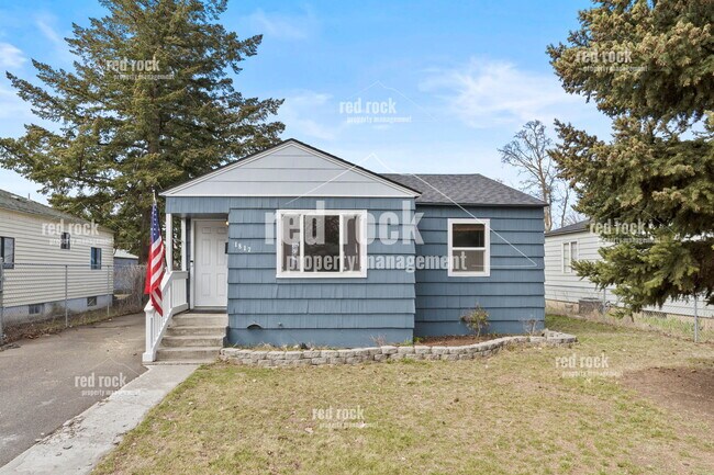 Photo - 1817 N Smith St