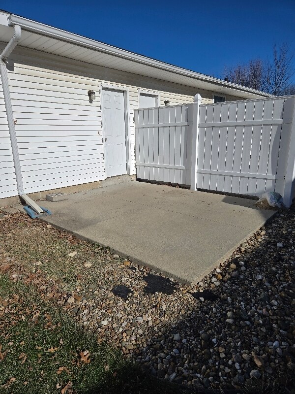 Photo - 2308 Crescent