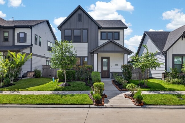 Building Photo - 1514 Park Path Dr