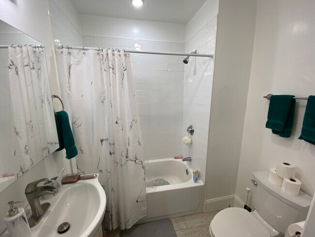 Photo - 39 Cross St Unidad 1 Rental