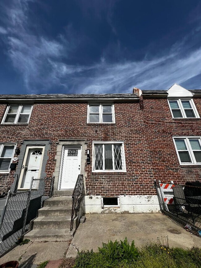 Photo - 340 W 22nd St