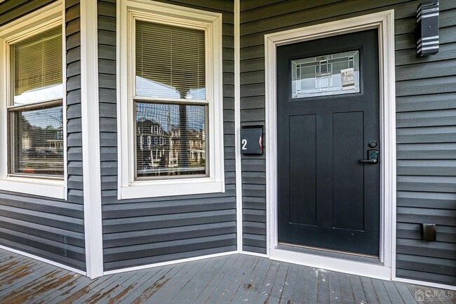 Photo - 324 Main St Unit 2