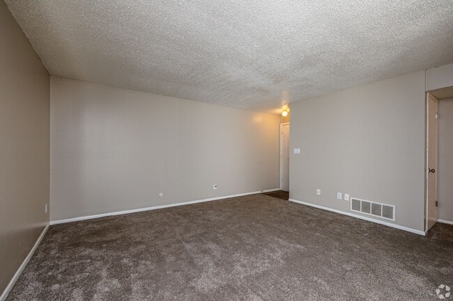 Oakbrook Terrace Apartments