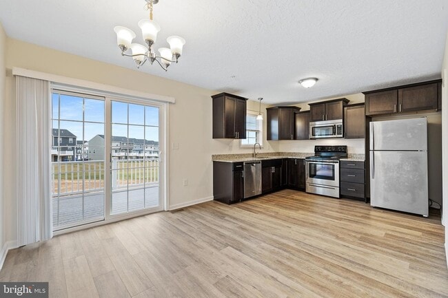 Photo - 1201 Walnut Bottom Rd