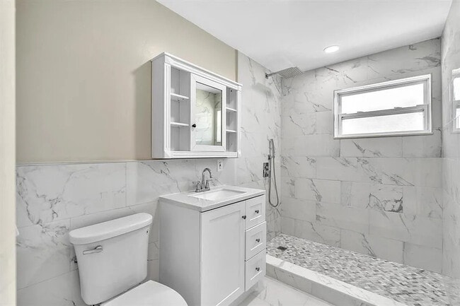 Photo - 2770 NW 25th St House