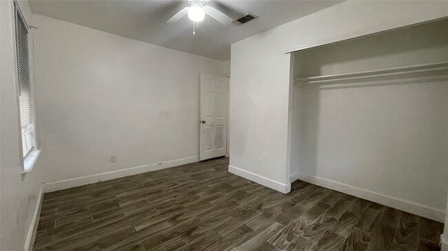 Photo - 3819 Botany Ln