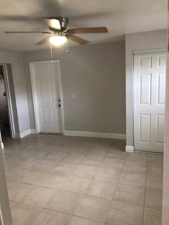 Photo - 5317 NW 18th Ct Unit 5317