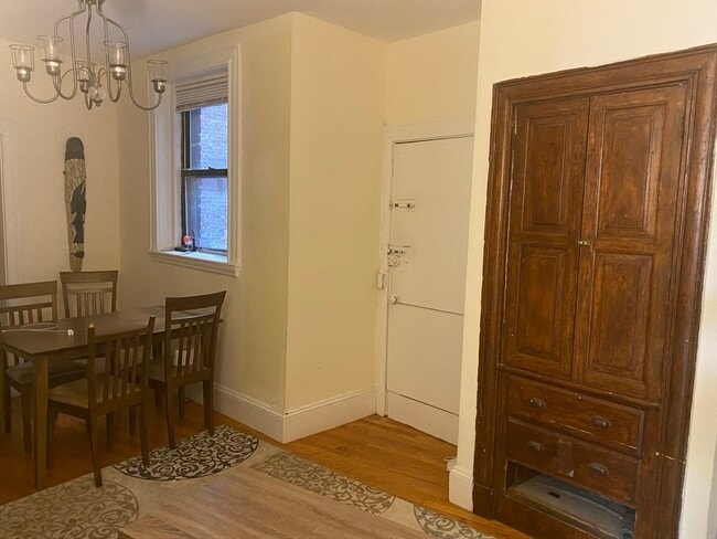 Photo - 100 Linden St Unit 3