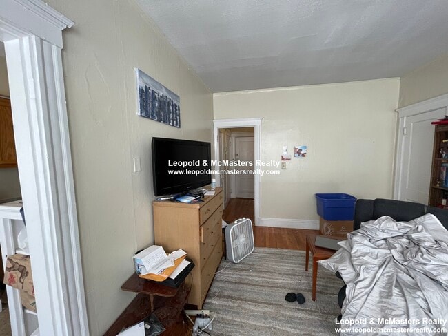 Photo - 225 Kelton St Unit 232 kelton 18