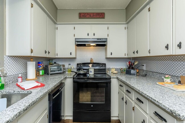 Photo - Greenbriar Apartment Homes