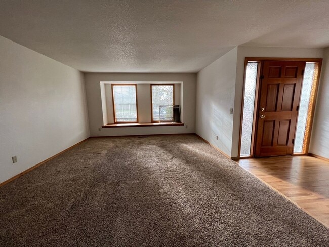 Photo - 16040 NW Edward Ct