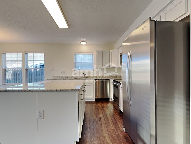 Photo - 3525 Firethorn Drive