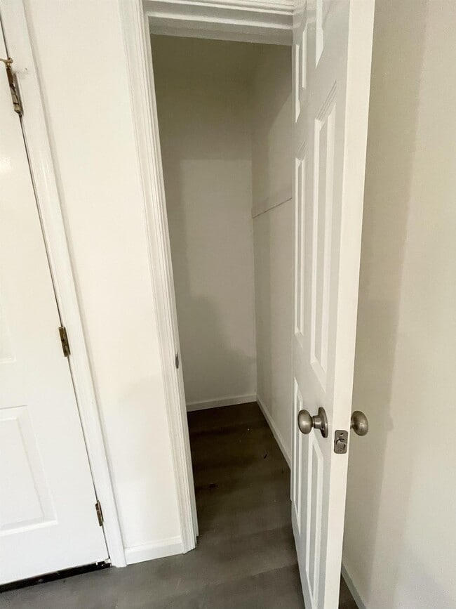 Photo - 143 Hughes Dr