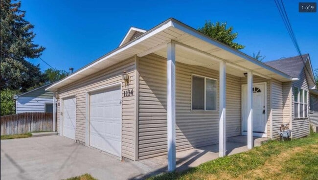 Building Photo - Holly St. - 1112/1114 Unit 1114